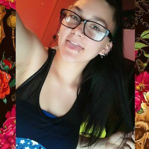 Meet your Posher, Destinee